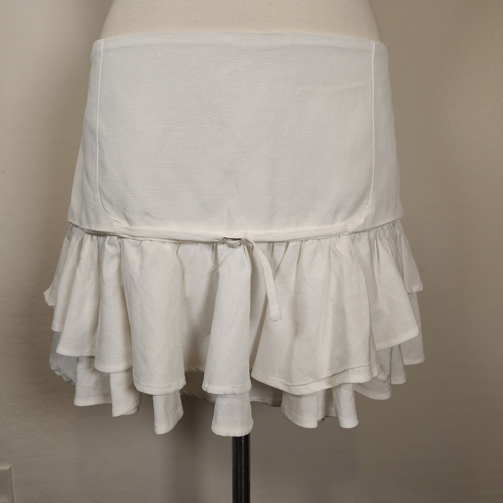 Zara White Ruffle Mini Skirt Women's Size L Layered Flounce Hem Casual‎ NWT